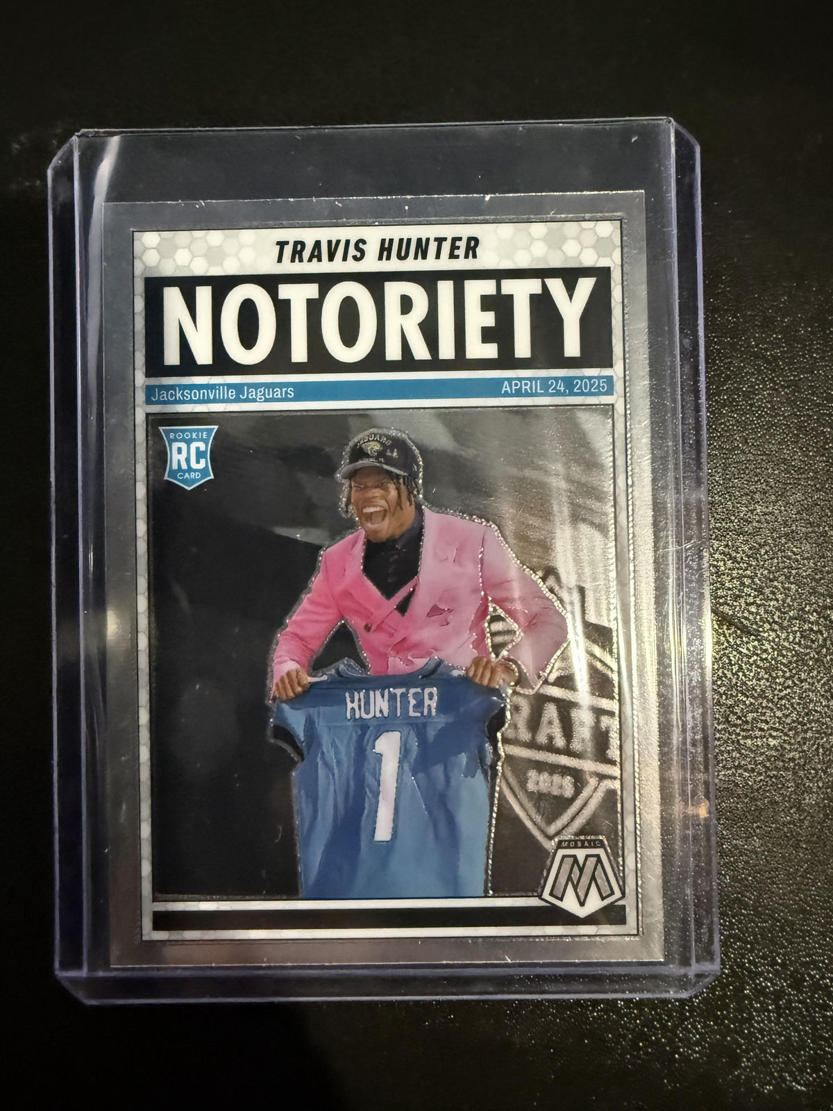 2025 Panini Mosaic #12 Travis Hunter Notoriety