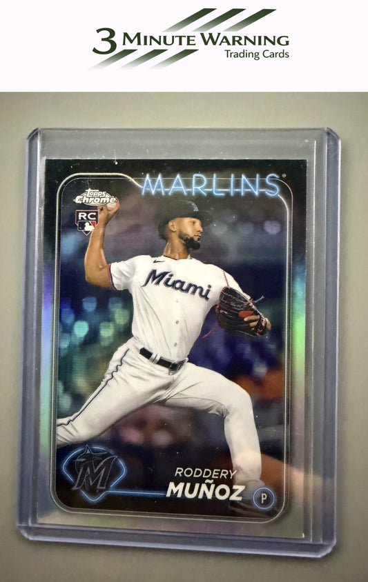 2024 Topps Chrome Update #USC164 Roddery Muñoz Refractor