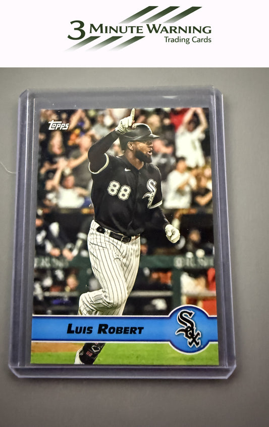 2022 Topps UK Edition #PG-10 Luis Robert 1997-98 Merlin Premier Gold Redux