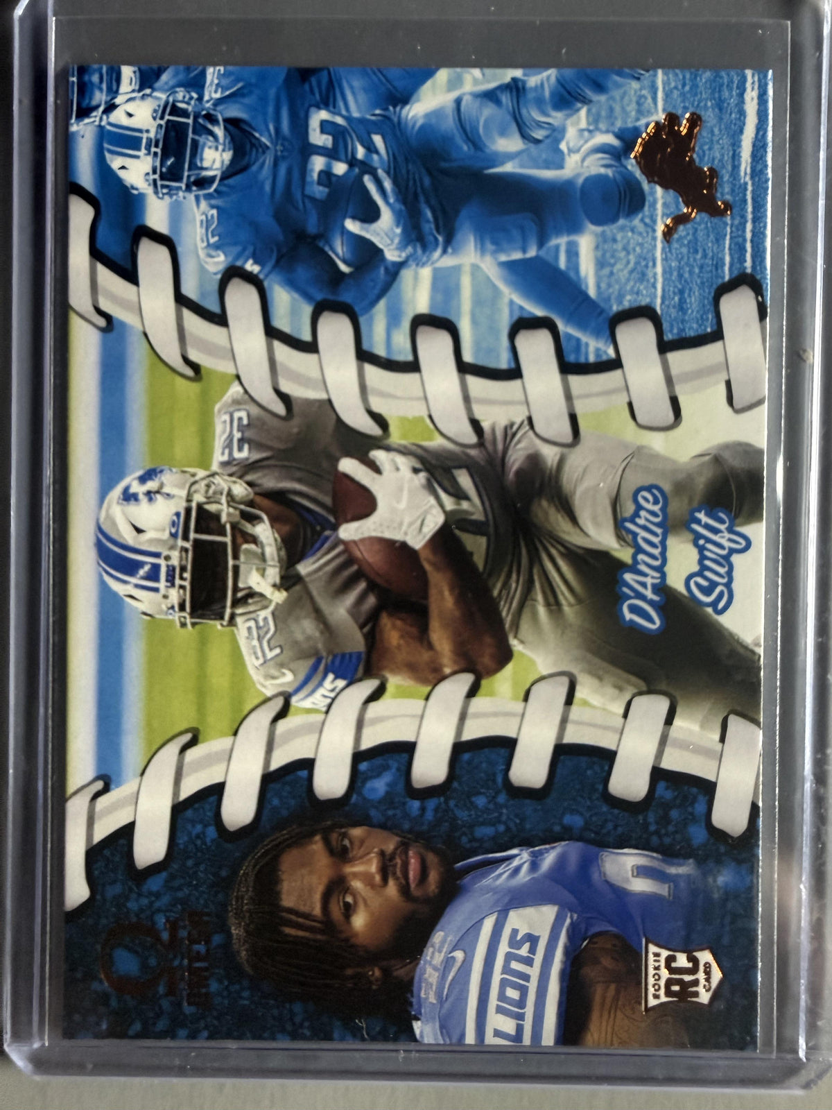 2020 Panini Chronicles #O-10 D'Andre Swift Omega