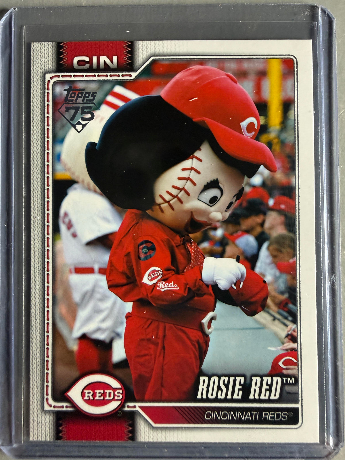 2026 Topps #M-6 Rosie Red Mascots