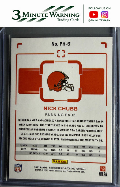 2022 Panini Chronicles #PH-6 Nick Chubb Photogenic Holo Pink